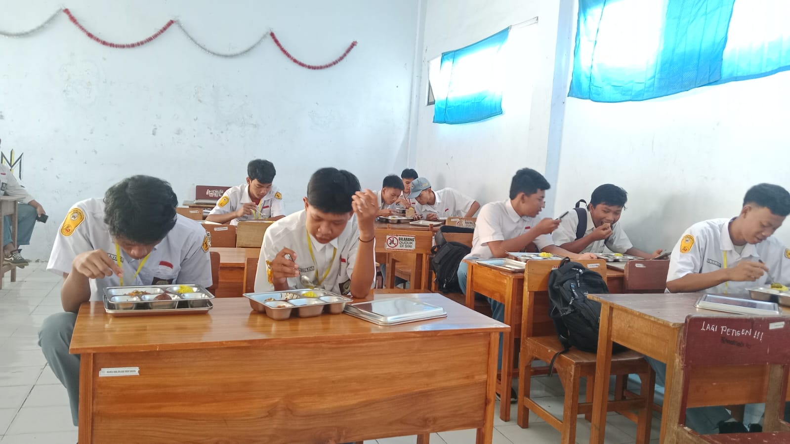 Antusiasme Meluap! SMK Untung Surapati Pasuruan Sukses Gelar Program Makan Bergizi Gratis untuk Siswa