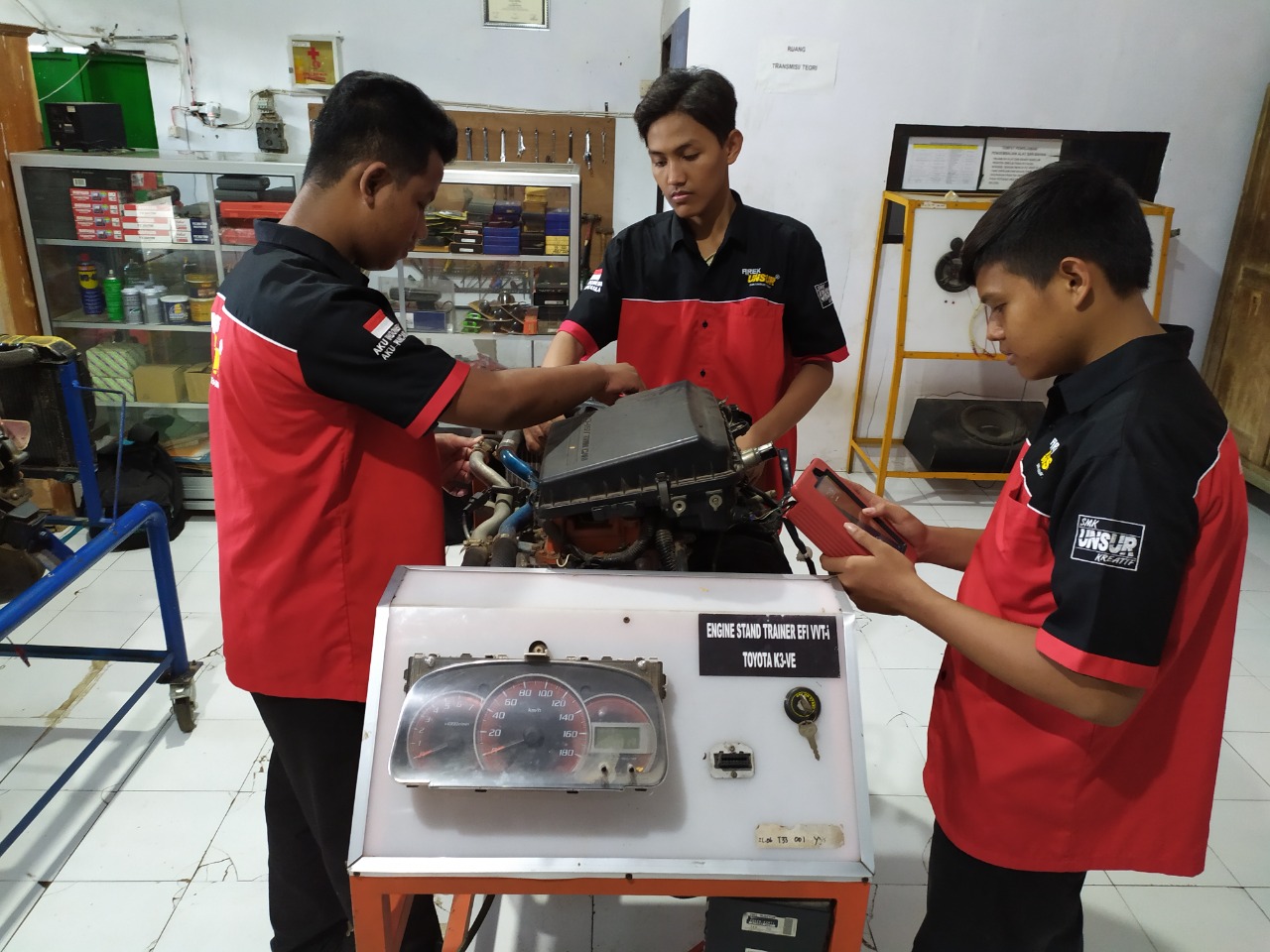 Kegiatan Praktik TKR